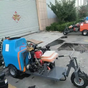 300L Guohaha Self Propelled Three Wheeled Agricultural Vegetable Sprayer