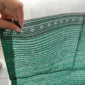 Dark Green Shade Net with Grommets UV Protection Customizable Colors Cutting Service