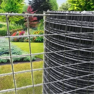 PVC Coated Metal Welded Wire Mesh Fence Hardware for Garden Boundary Vegetable Protection Net Farm Fence Netting Rodent Proof